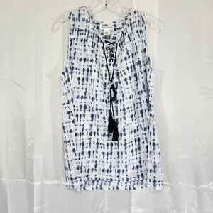 Skye's The Limit Size Large Tye Dye Top With Tassels